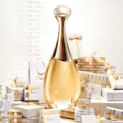 PLATI JEDAN I DOBIVI ČETIRI! Ekskluzivan set premium ženskih parfema: Good Girl, La Vie Est Belle, Lancôme Idôle i J'adore (Eau de Parfum, 100 ml svaki)